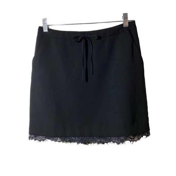 Forever 21 Dresses & Skirts - Forever 21 Contemporary A-line Laced Mini Skirt Size M Black